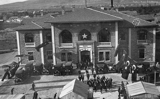 Tbmm'nin Açılması: 23 Nisan 1920 - KerimUsta Tbmm'nin Açılması: 23 Nisan 1920